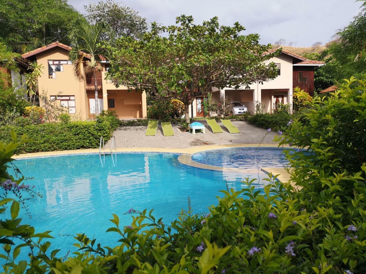 Condominio Villa Hermosa Playa Hermosa  Exterior photo
